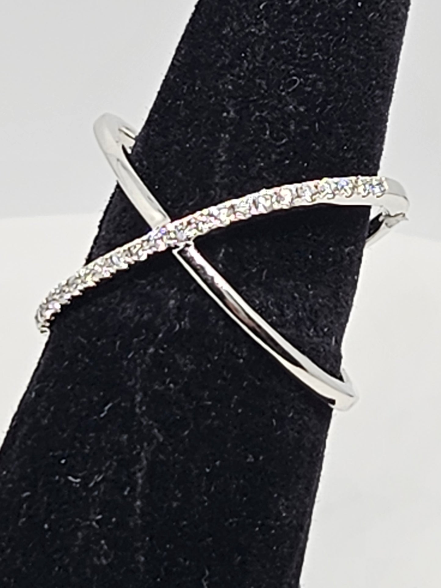 CrissCross Dia Ring 10k, WG .20CT DIA PAVE 2.56 GRMS