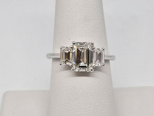 3 Em DIA 14kWG RG 2.5cttw 1.65ct Ctr G/VVS2 3.8g SZ7