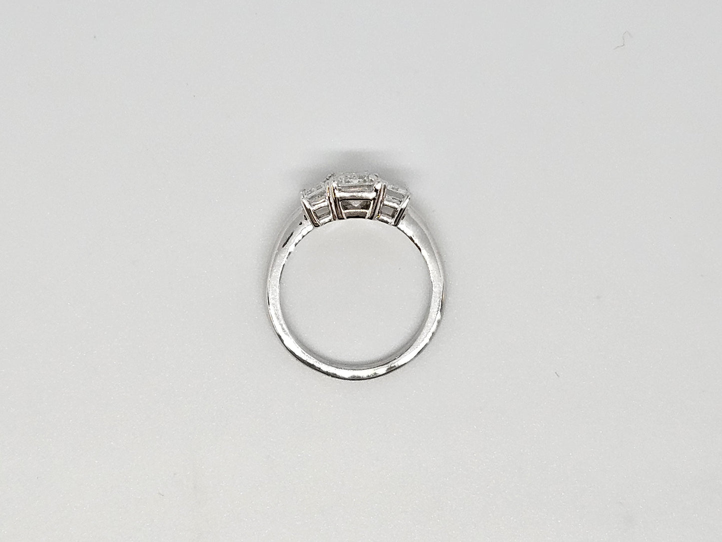 3 Em DIA 14kWG RG 2.5cttw 1.65ct Ctr G/VVS2