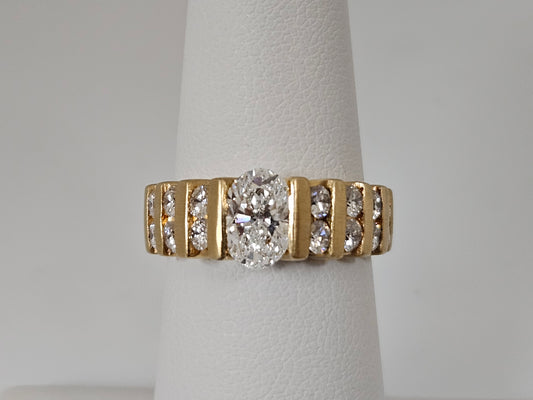 Oval Bar Set 1.74cttw .94CT Ctr F/VS2 18kYG 7.5g