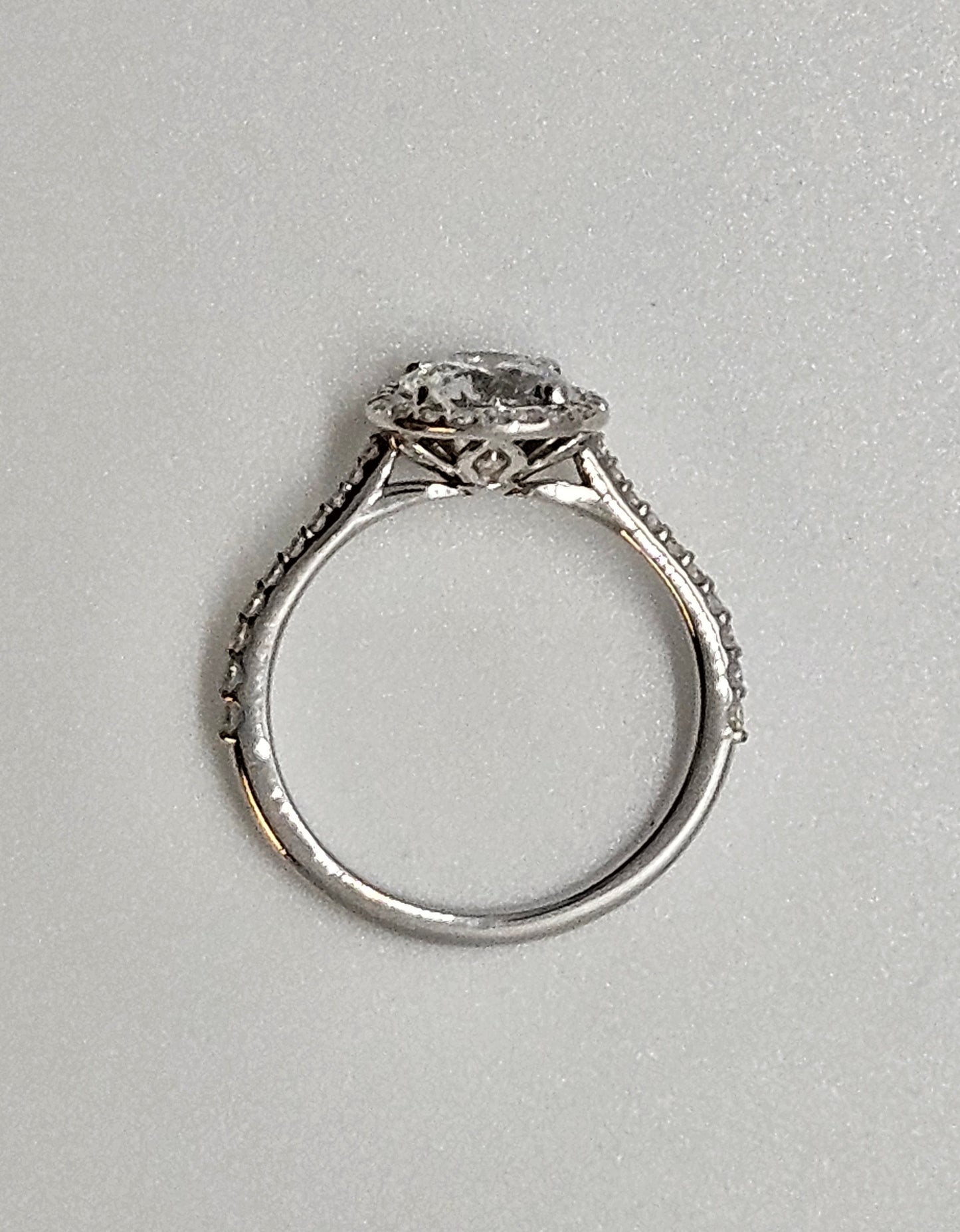 RD Halo DIA Ring 1.27ct E/VVS2 Ctr 1.57CTTW 14KWG