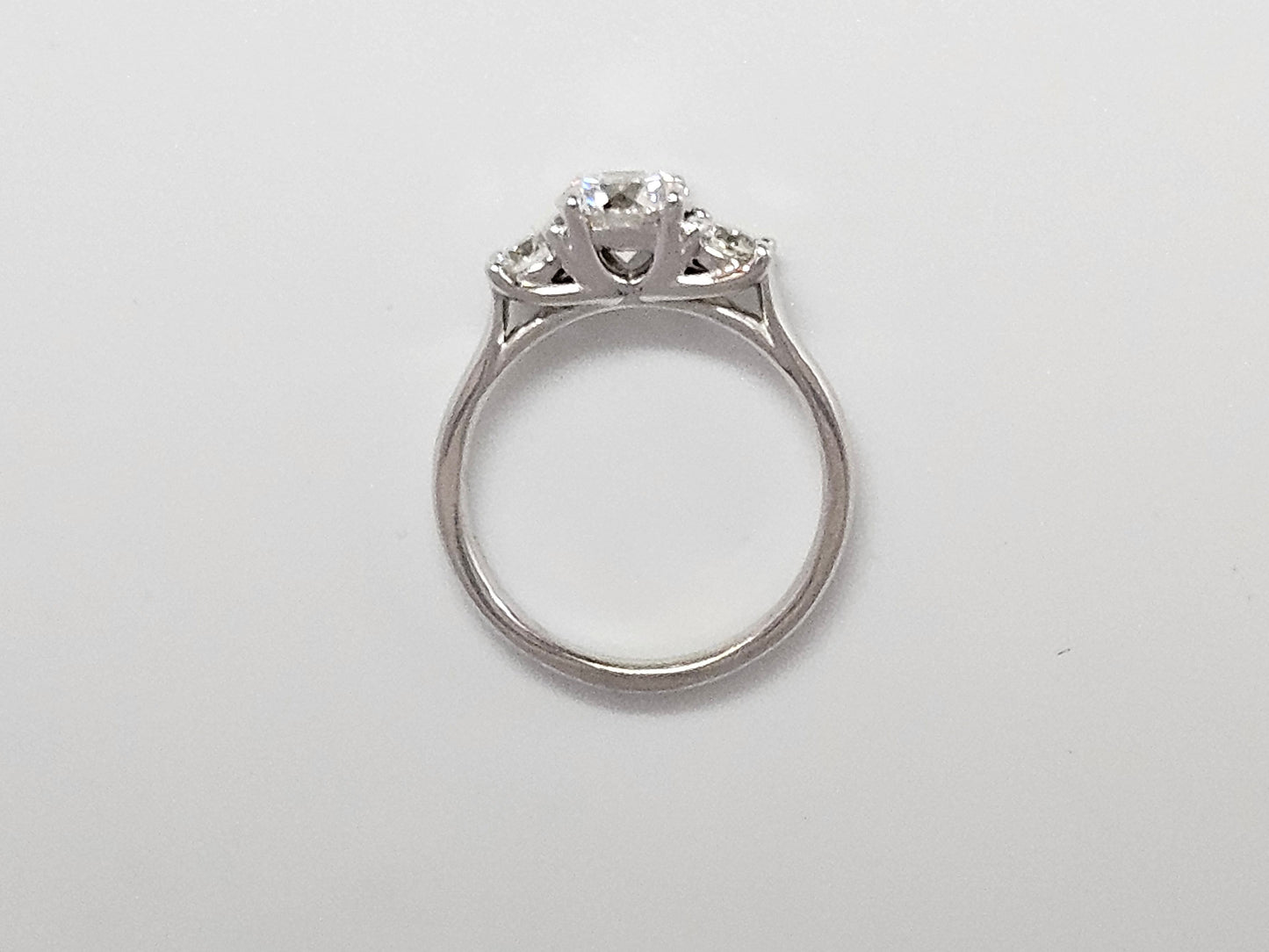 3 Rd DIA Ring 1.75cttw 1.15CT CTR 14kwg IGI E/VS1