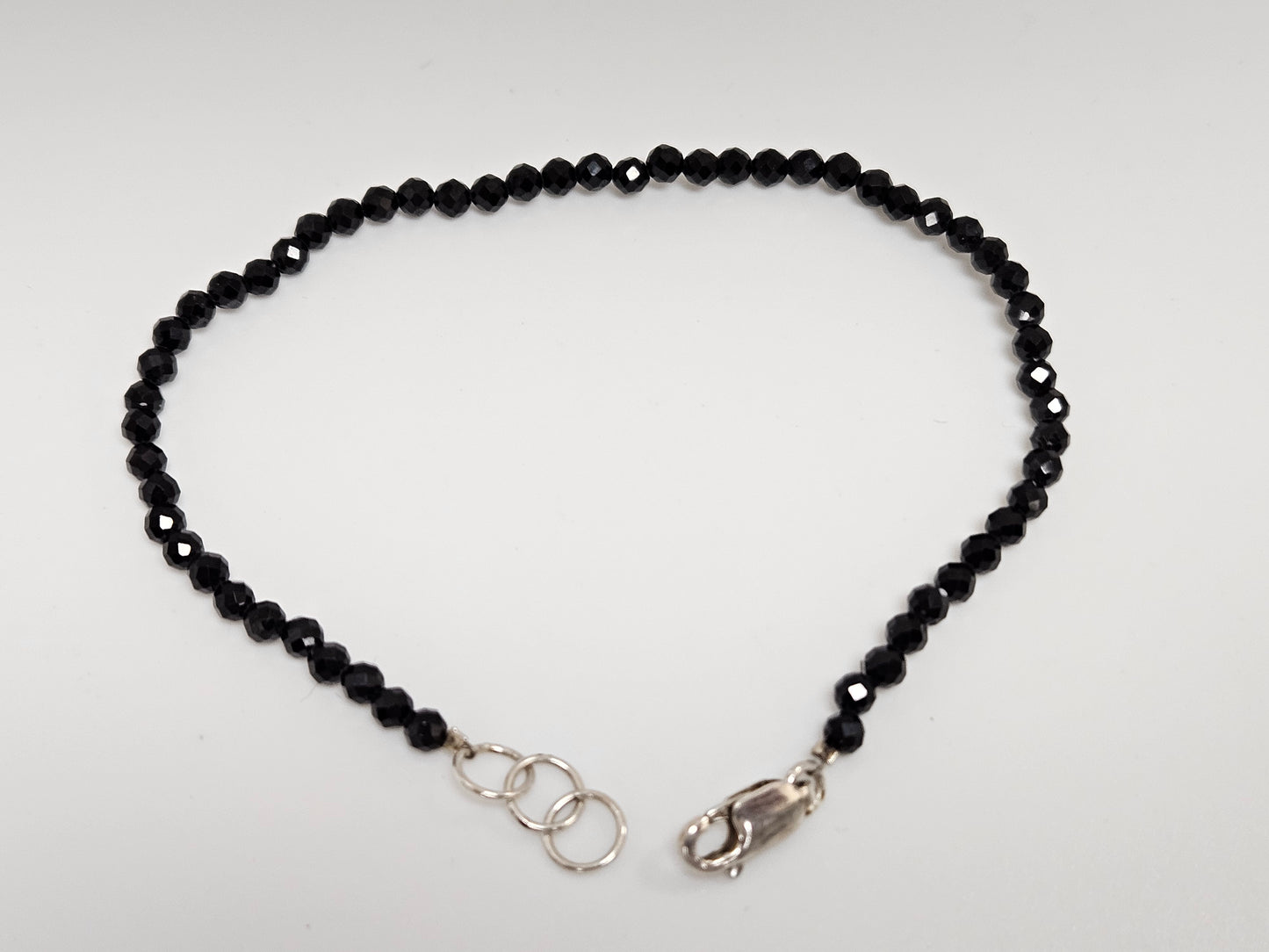 BLACK SPINEL 3MM BEAD BRAC SS CLASP