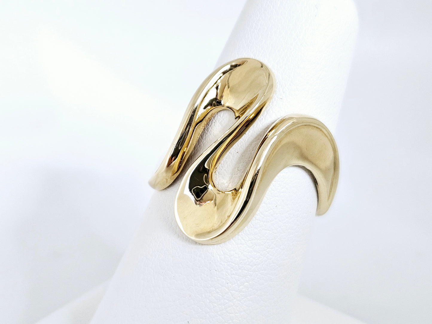 Wave Ring 14KYG, 6.1g Sz11