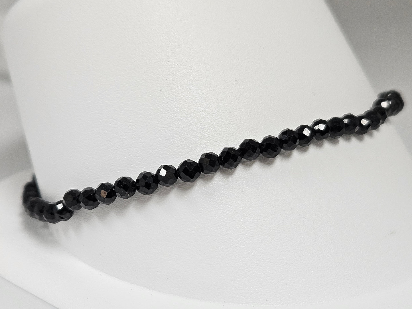 BLACK SPINEL 3MM BEAD BRAC SS CLASP