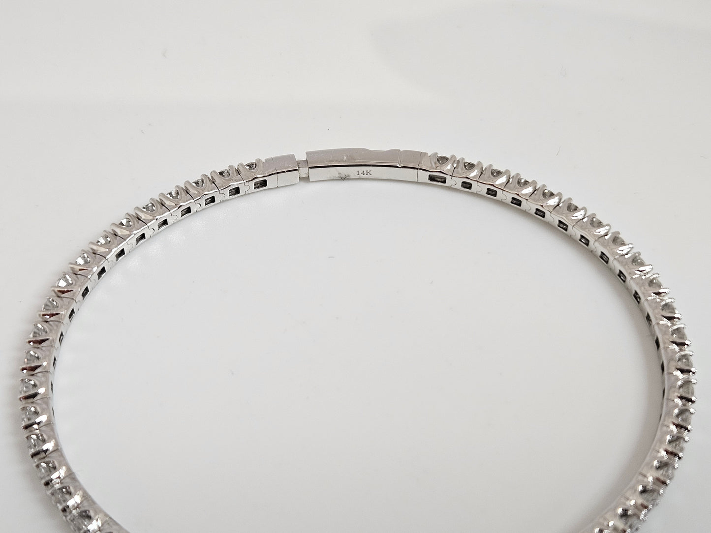 DIA FLEXBANGLE 14KTWG 4.27CTTW EF/VS IGI