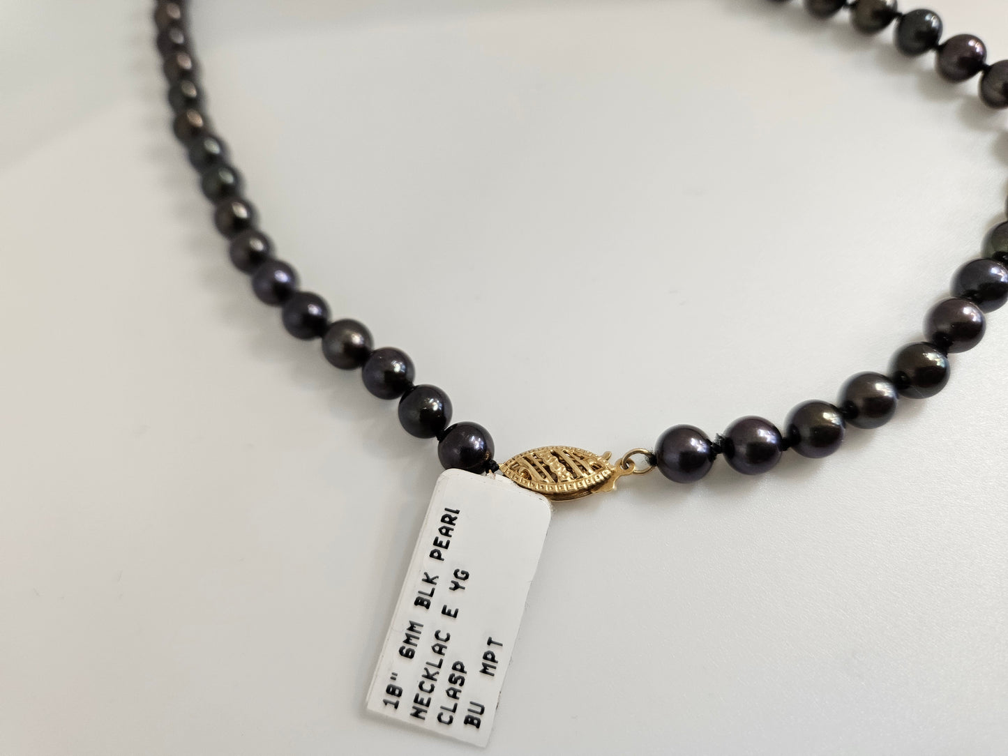 BLK Pearl Necklace 14kyg 18" 6MM Clasp