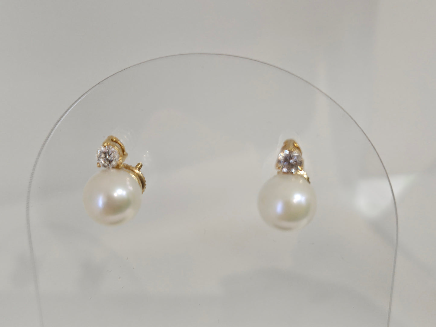 PEARL/DIA STUDS .35 CTTW