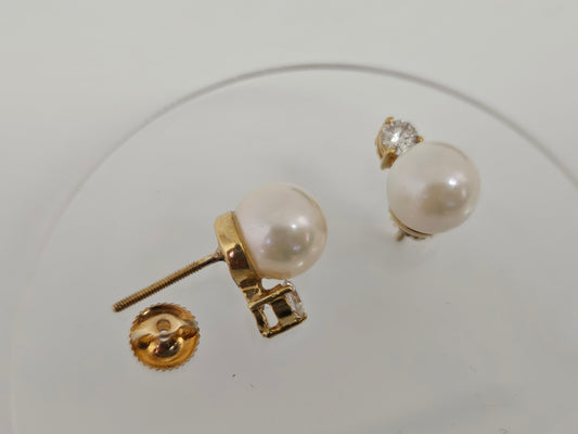 PEARL/DIA STUDS 14KYG DIA .35cttw 11mm Pearl Screw Back