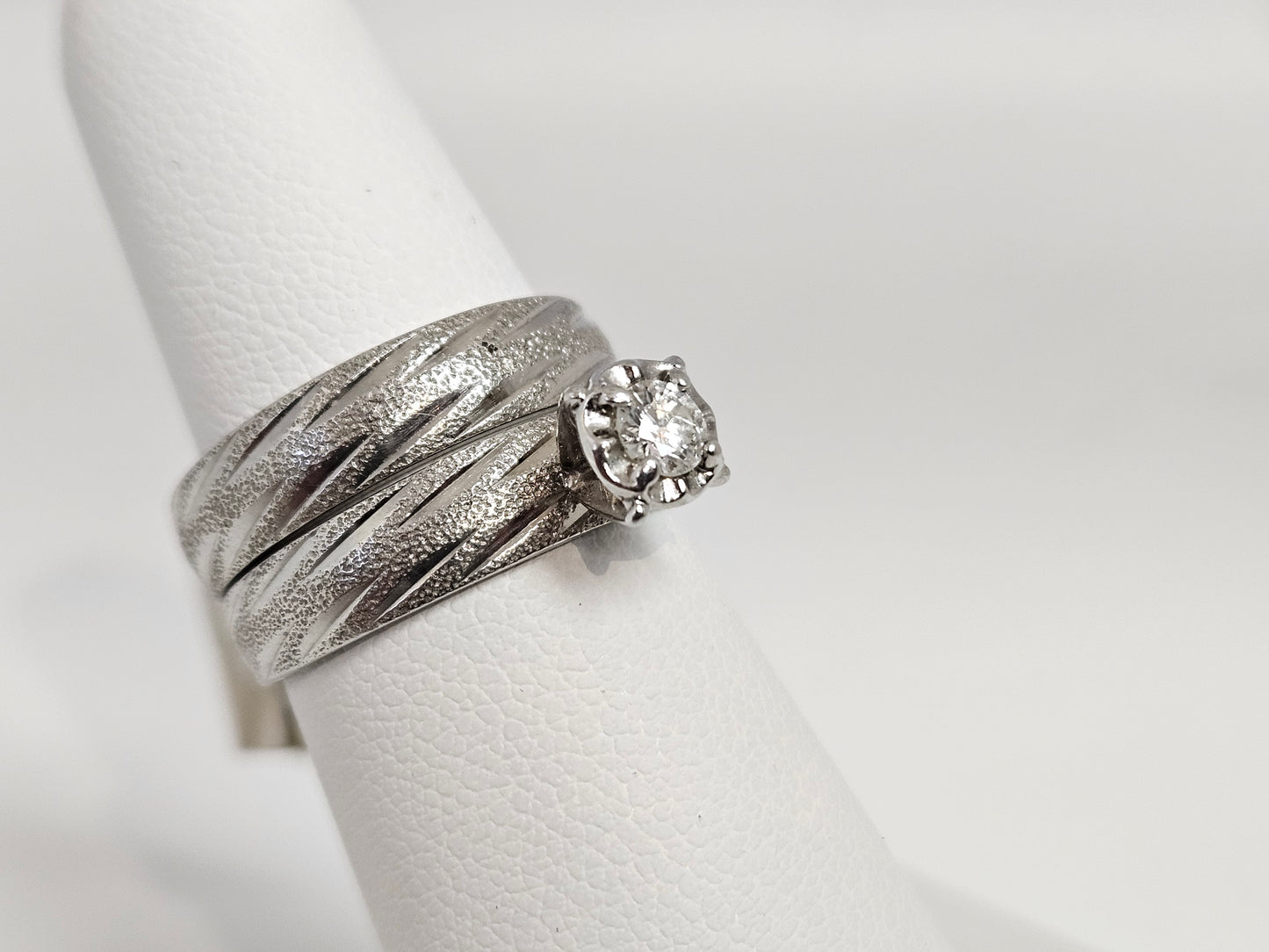 Vintage Illusion Wed Set .15CT DIA 14KTWG