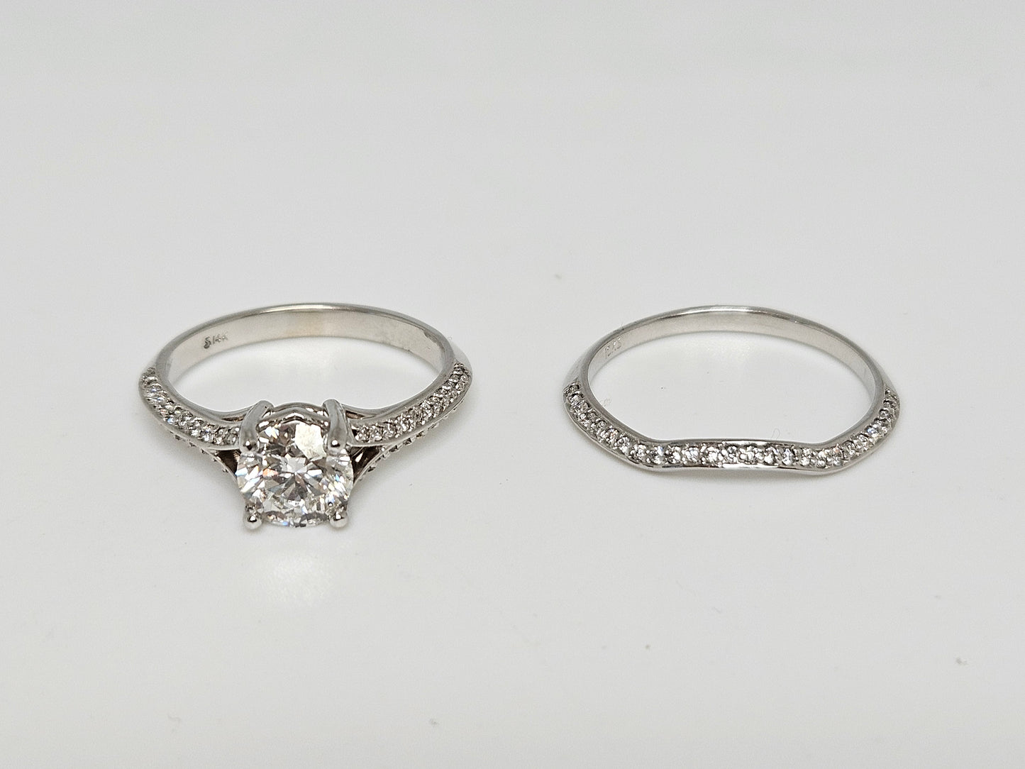 Split Shank Rg set 14kwg 1.5cttw, 1.07ct Ctr IGI F/VVS2