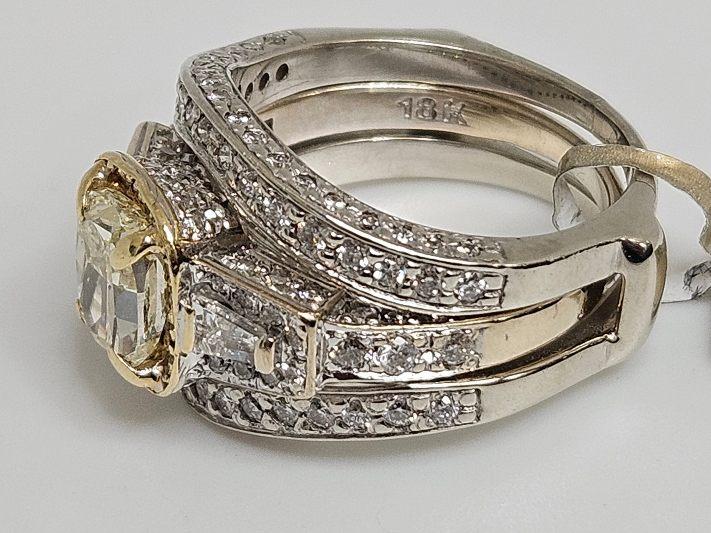 Canary Diamond Ring Set in 18k Two-Tone Gold