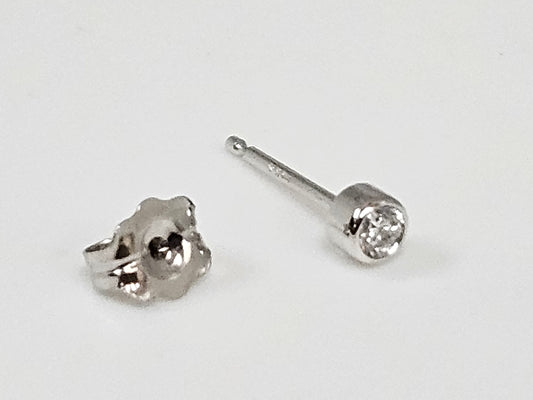 Bezel set single Dia Ear stud .06ct 14kwg