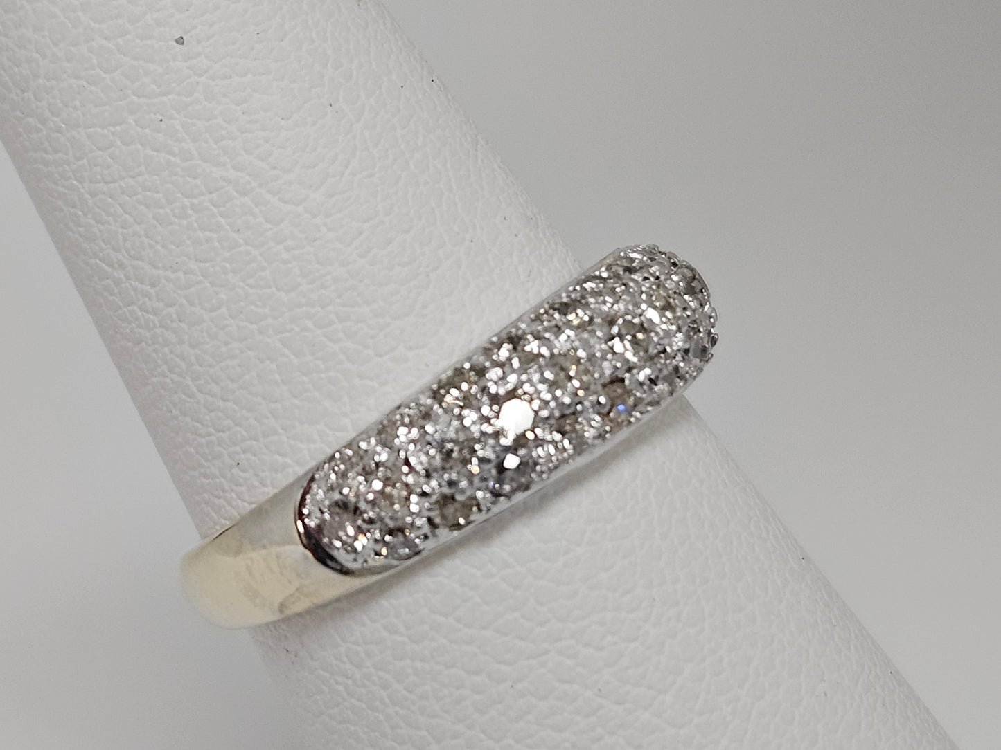 Pave Band .85cttw (approx) 14kyg Sz6.25