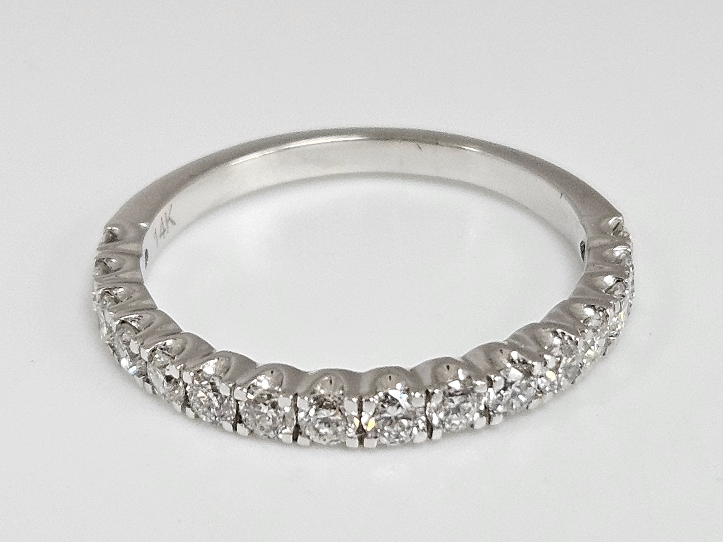 Dia Ann Band, 16 stone .75cttw 14kwg Sz7.25