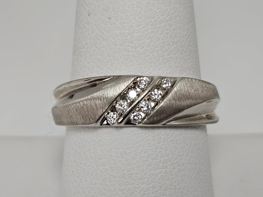 Men's Wedding Band, .16CT Diamond TW 14KT WG