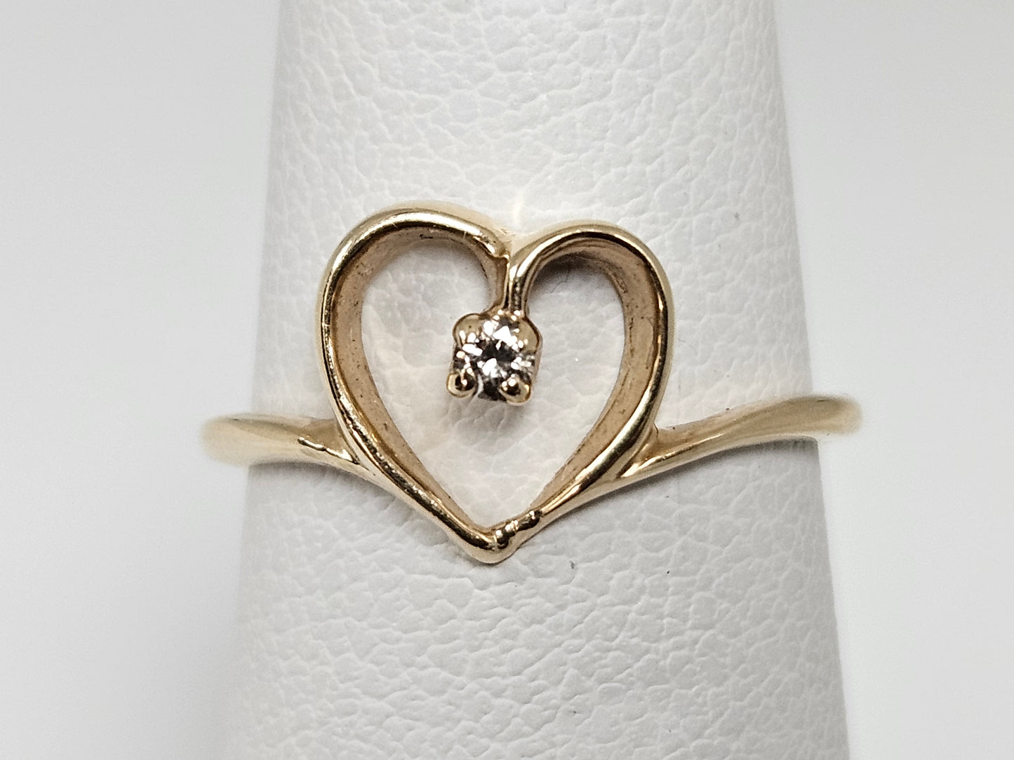 Diamond Heart Ring .02CT Center Dia 14KYG