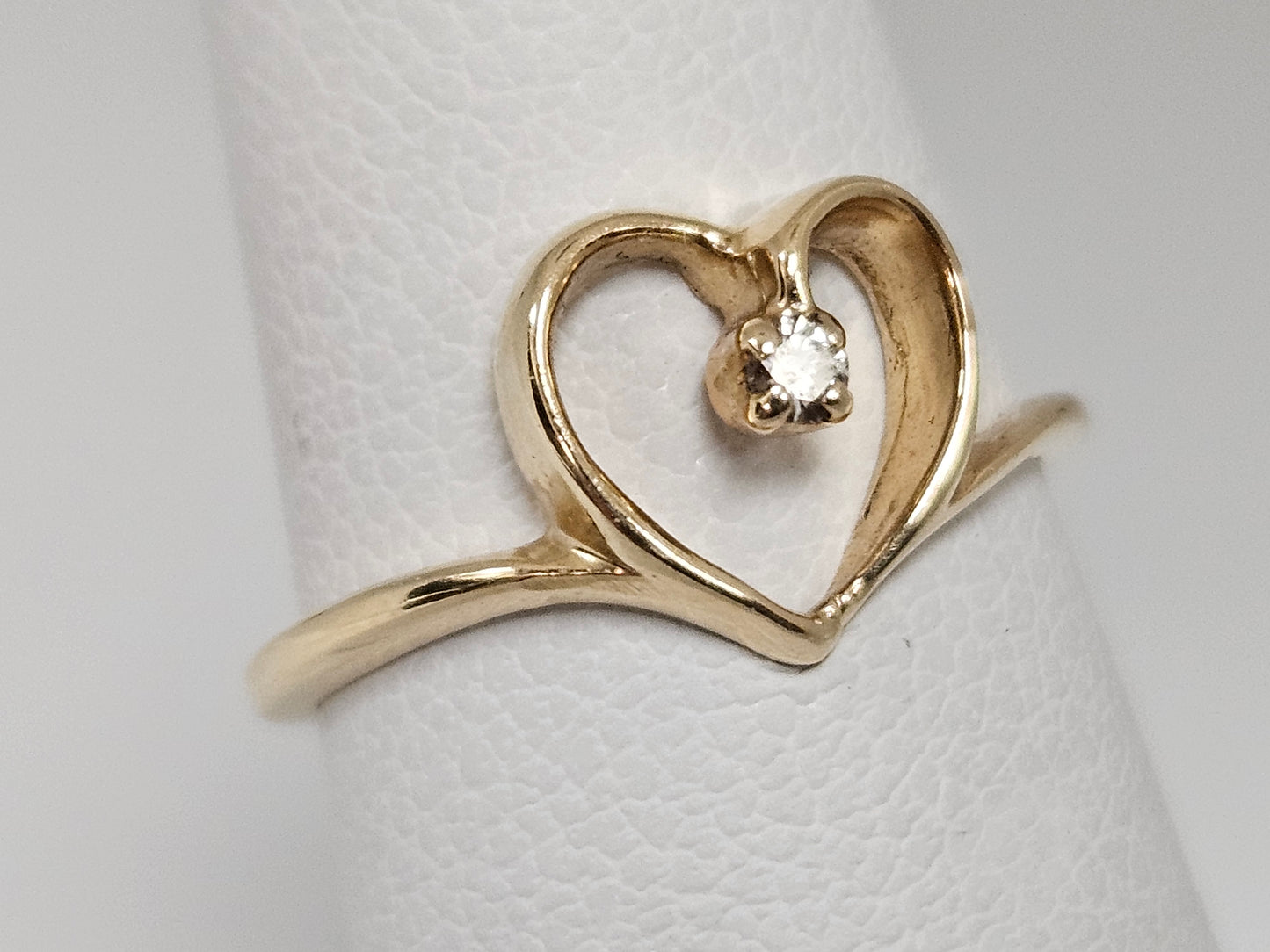 Diamond Heart Ring .02CT Center Dia 14KYG