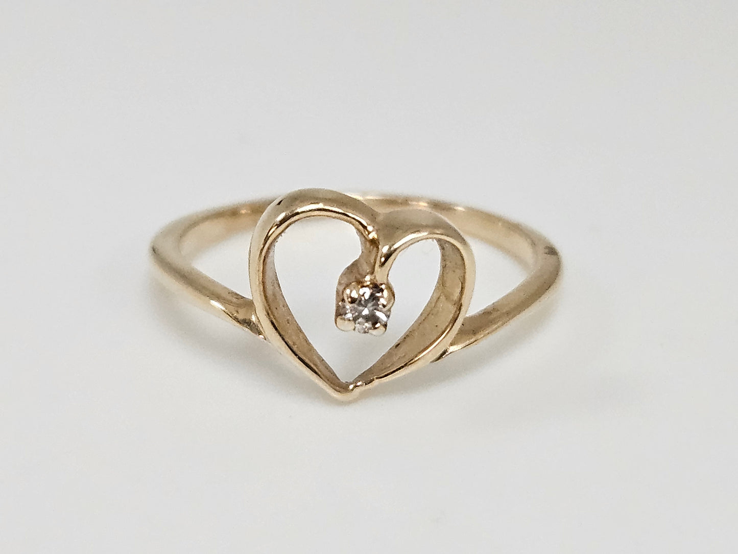 Diamond Heart Ring .02CT Center Dia 14KYG