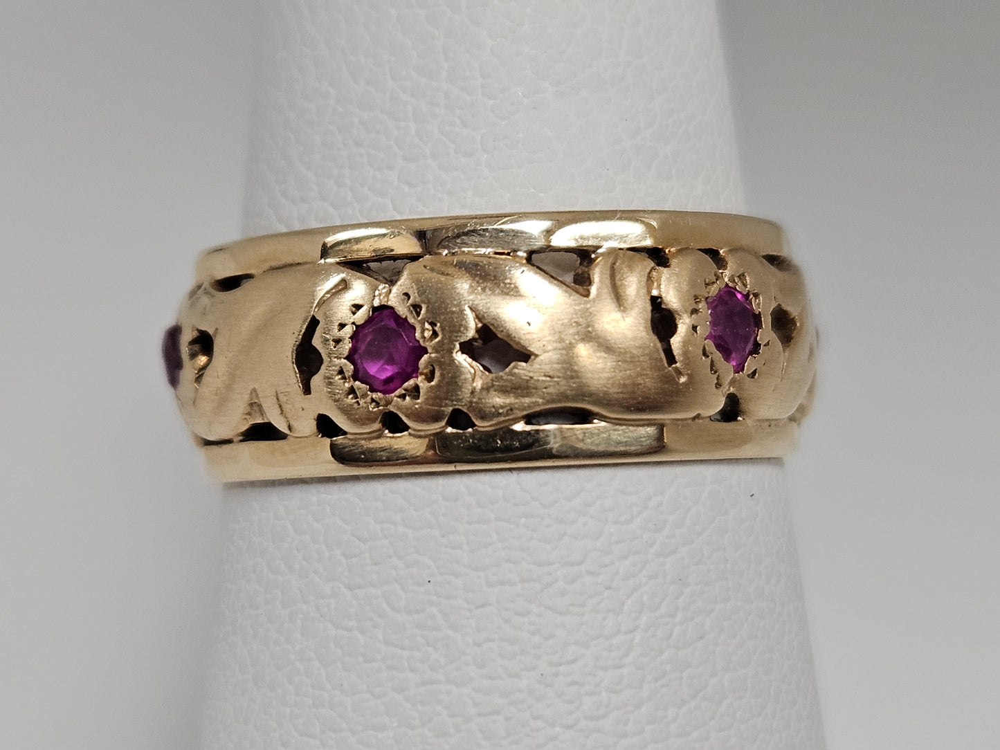 Vintage Ruby Band 14KYG 7mm 3.8g Sz6.5
