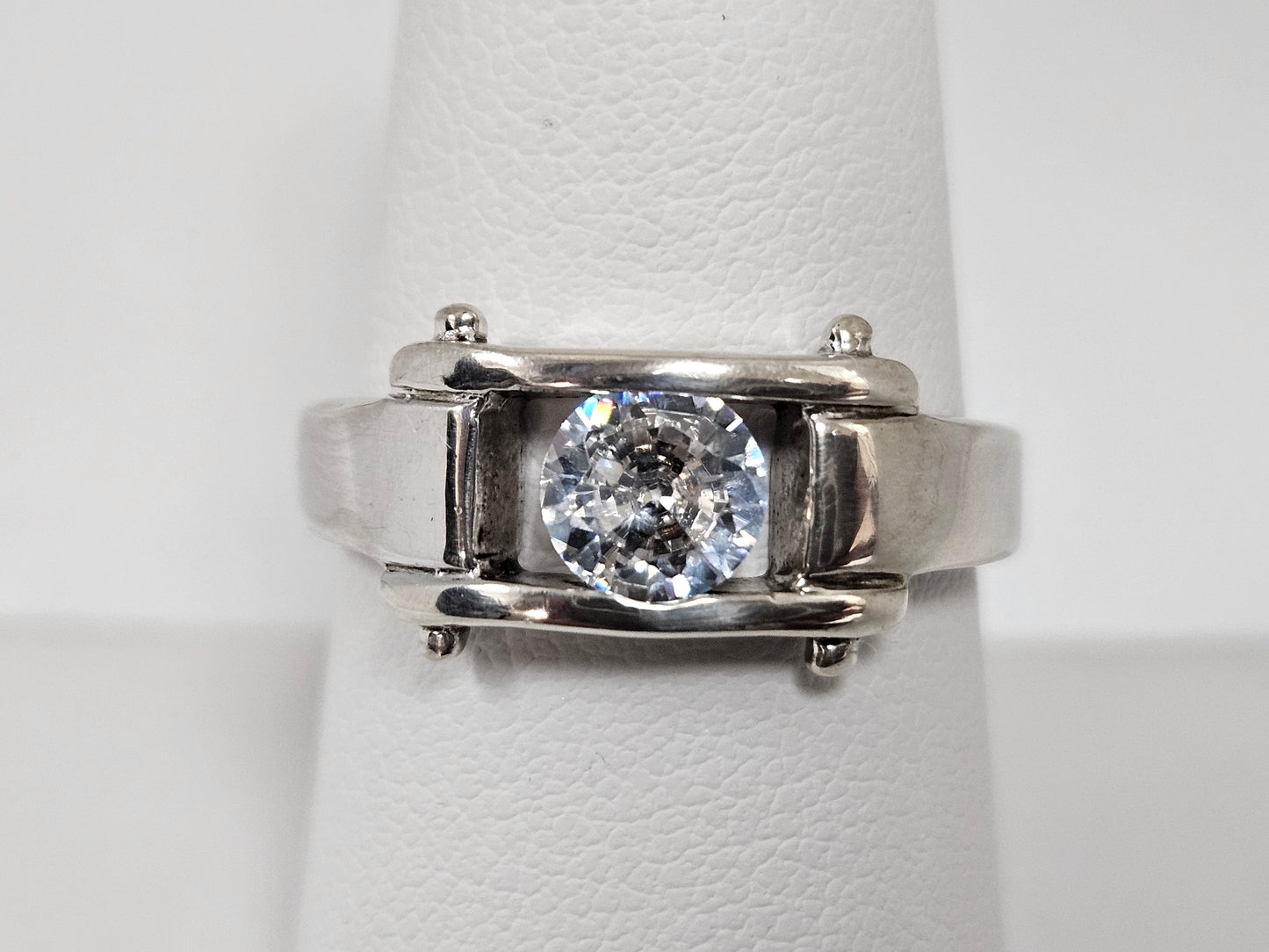 Sterling Silver CZ Round SOLITAIRE (R1087) Sz8.25