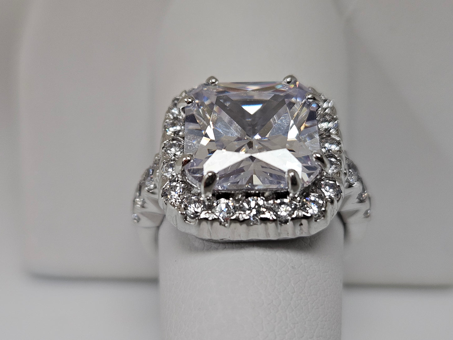 Sterling Silver CZ Square Cut Ring Sz8