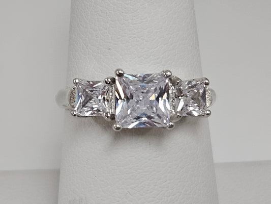 Sterling Silver Princess Cut 3 CZ Stone Ring Sz7