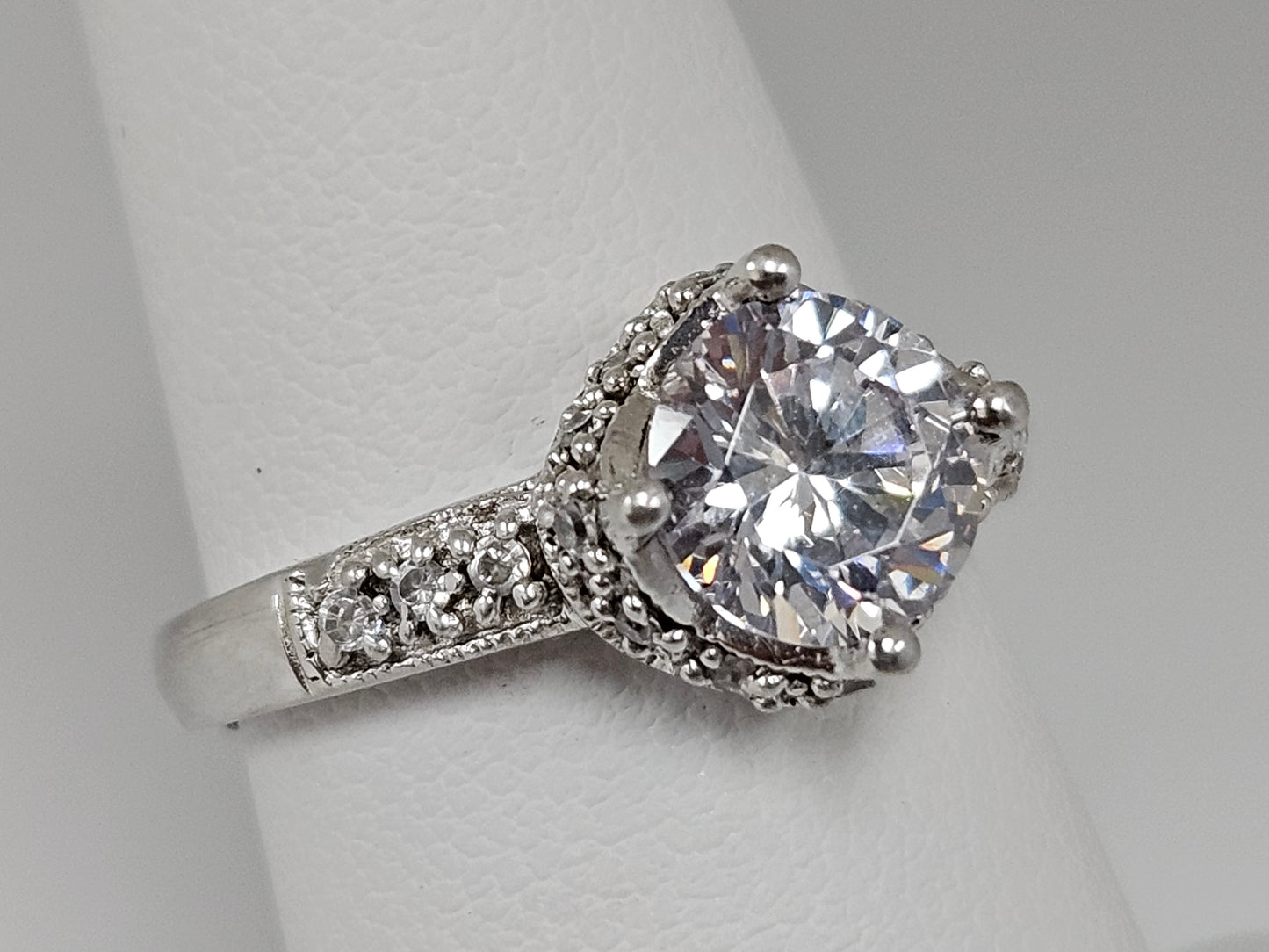 Sterling Silver CZ Vintage Round Ring Sz6.25