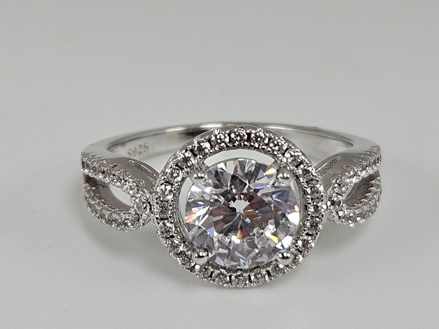 Sterling Silver Pave with Split Band Ring Sz6