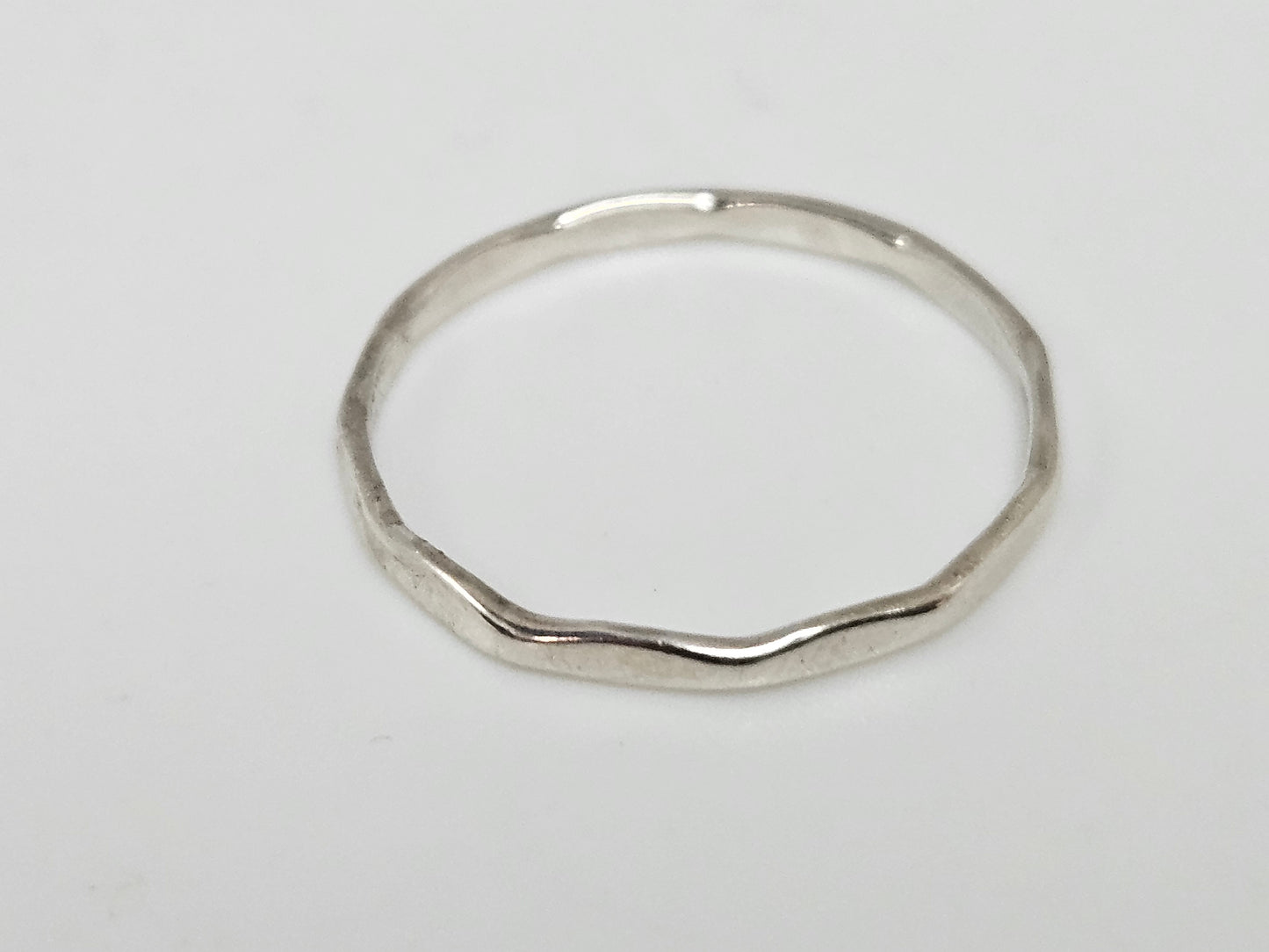 Sterling Silver Hammered Plain Band/Ring Sz5.5