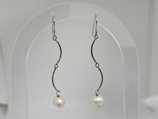 SS  PEARL dangle EARRINGS