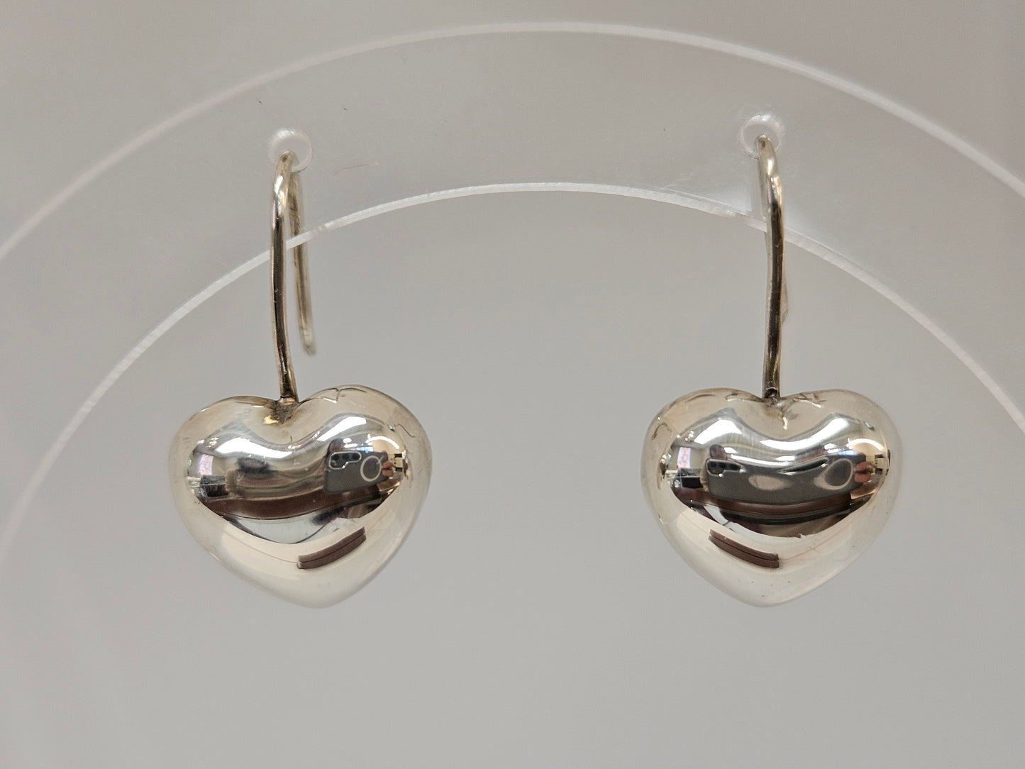 SS HEART DANGLE EARRINGS