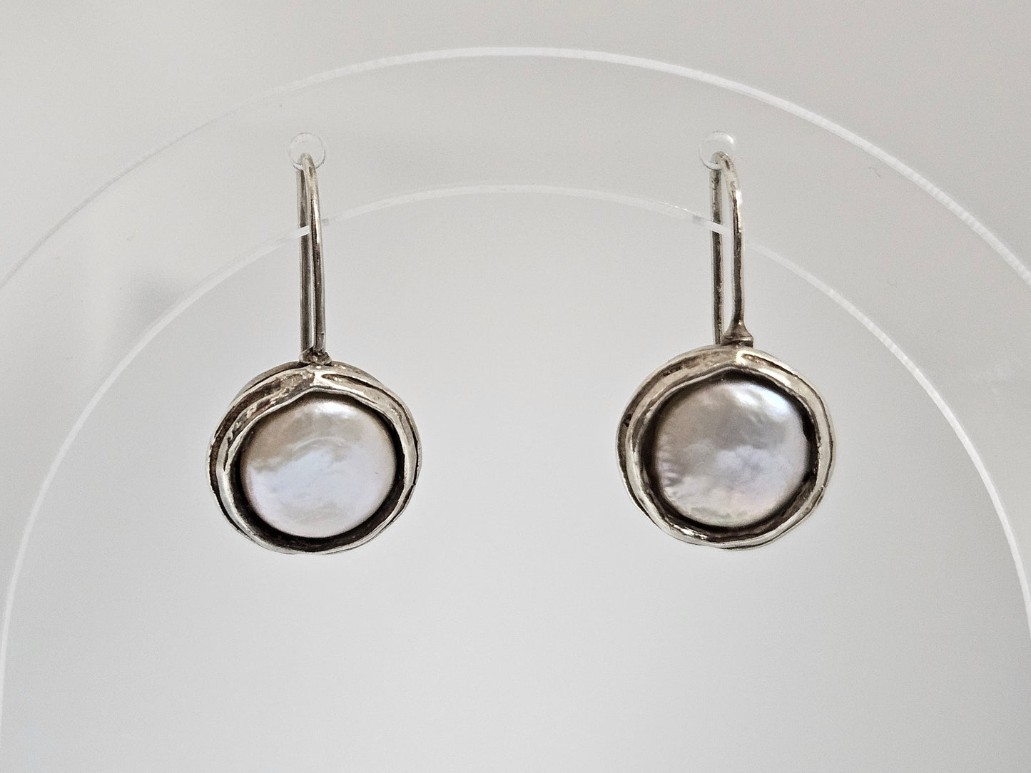 SS LONG WIRE PEARL EARRINGS