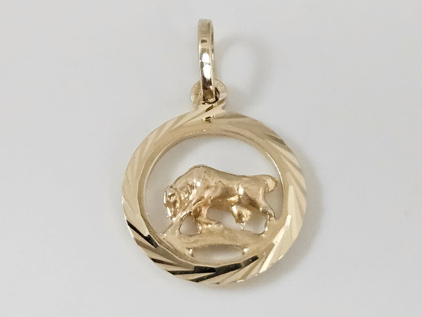 Bull charm 14KYG 2.8g
