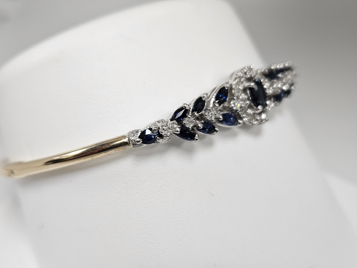 Bangle Brac 14K TwoTone 1.25ct Saph .25cttw Dia 8g