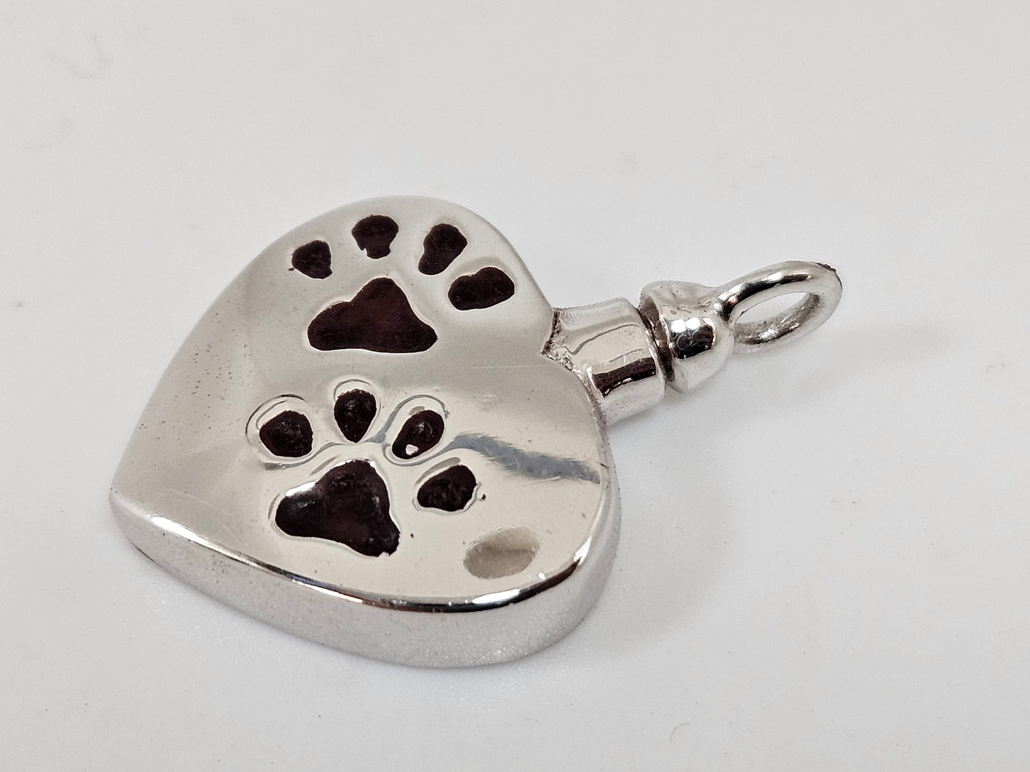 Pet Memorial Ash Holder SS heart I paws