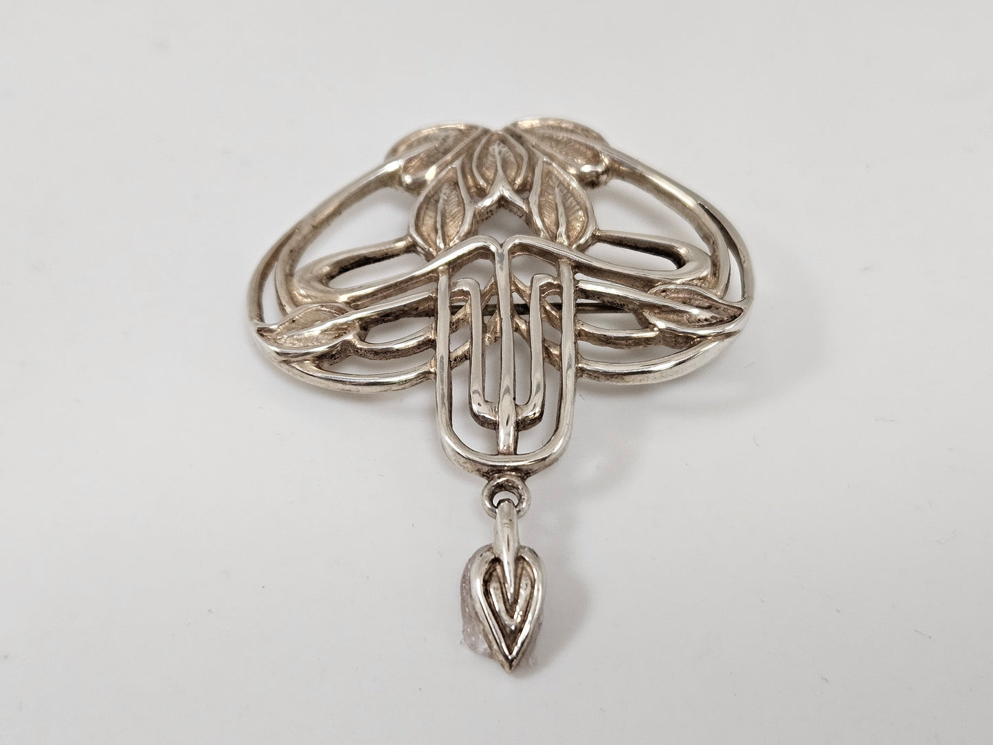 SS Hobbit Pin Leaf Design