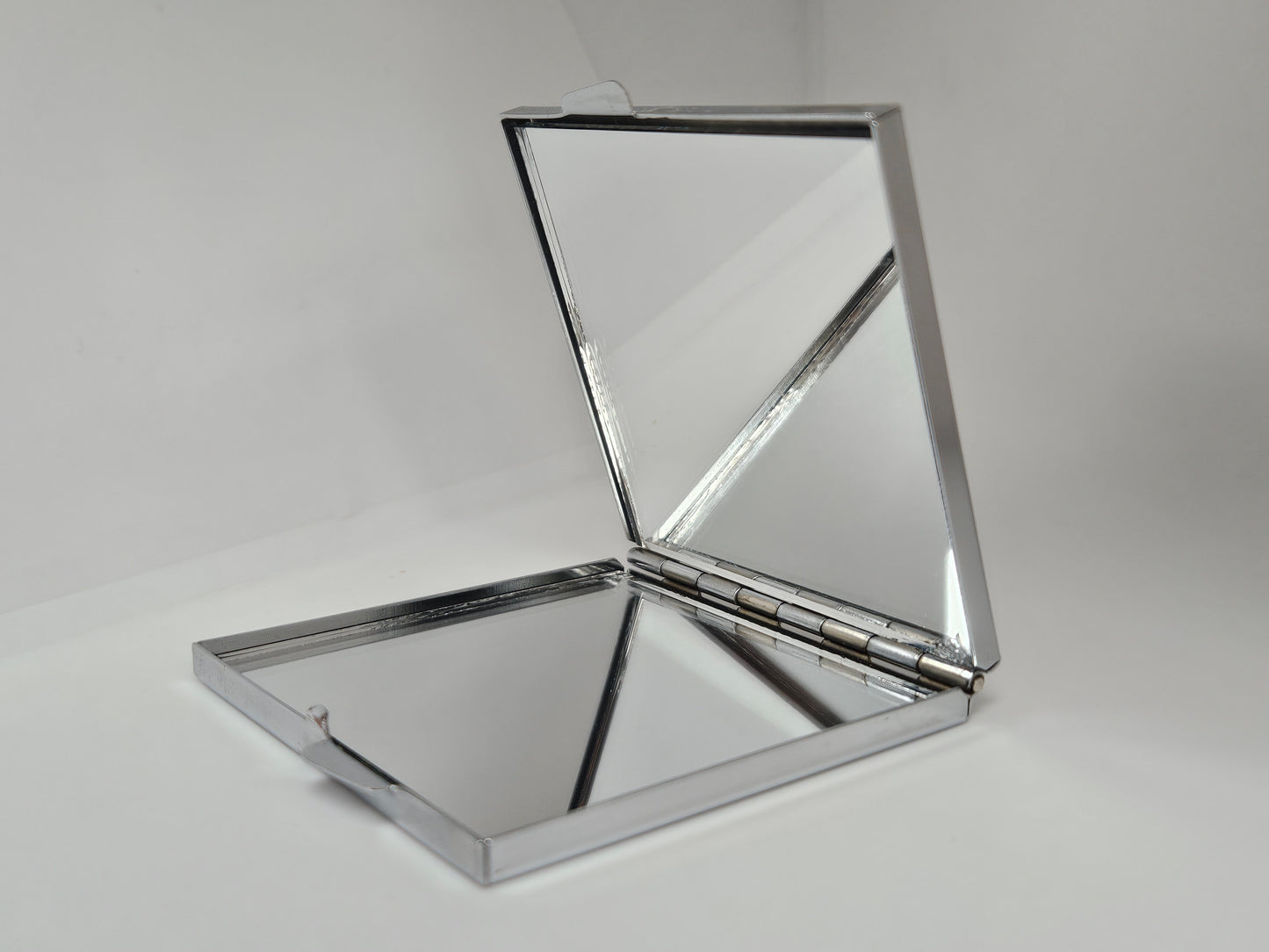 SONYA PAZ MIRROR COMPACT