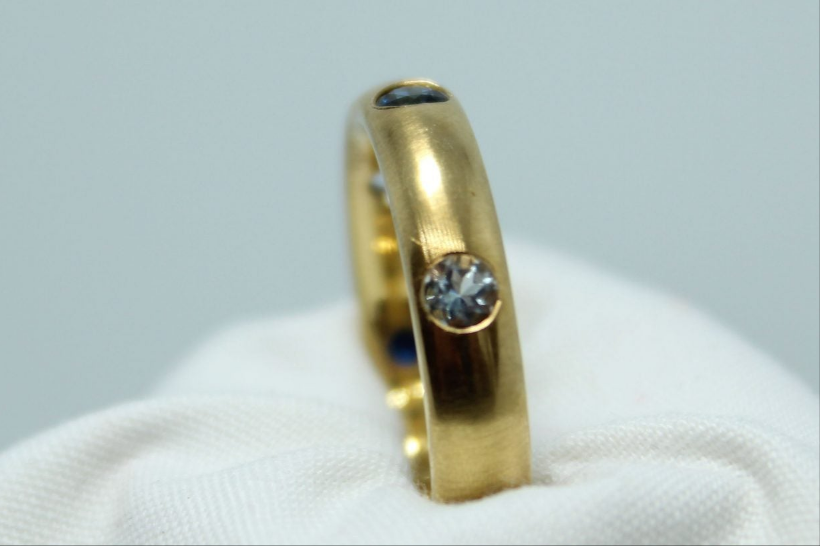 Gypsy Set Sapp/Aqua Eternity Band 18KYG 6g Sz7
