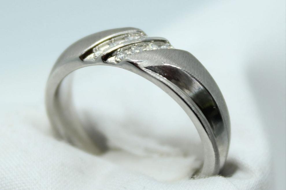 Men's Wedding Band, .16CT Diamond TW 14KT WG