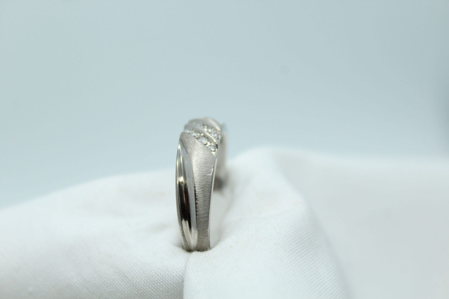 Men's Wedding Band, .16CT Diamond TW 14KT WG