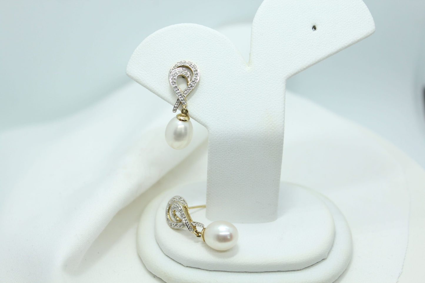 14KYG Pearl and Diamond Swirl Earrings