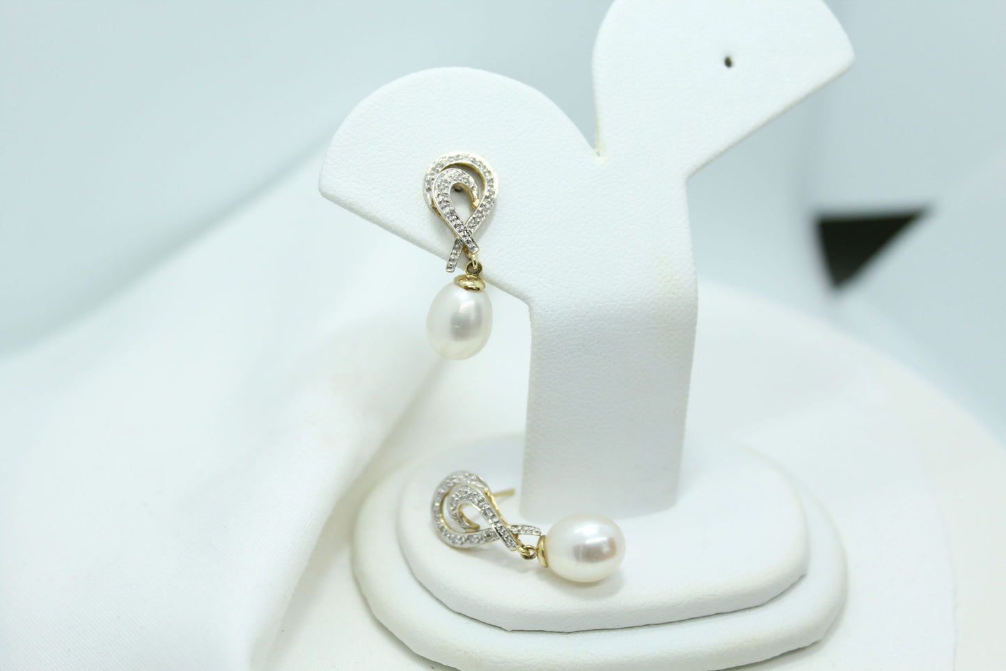 14KYG Pearl and Diamond Swirl Earrings