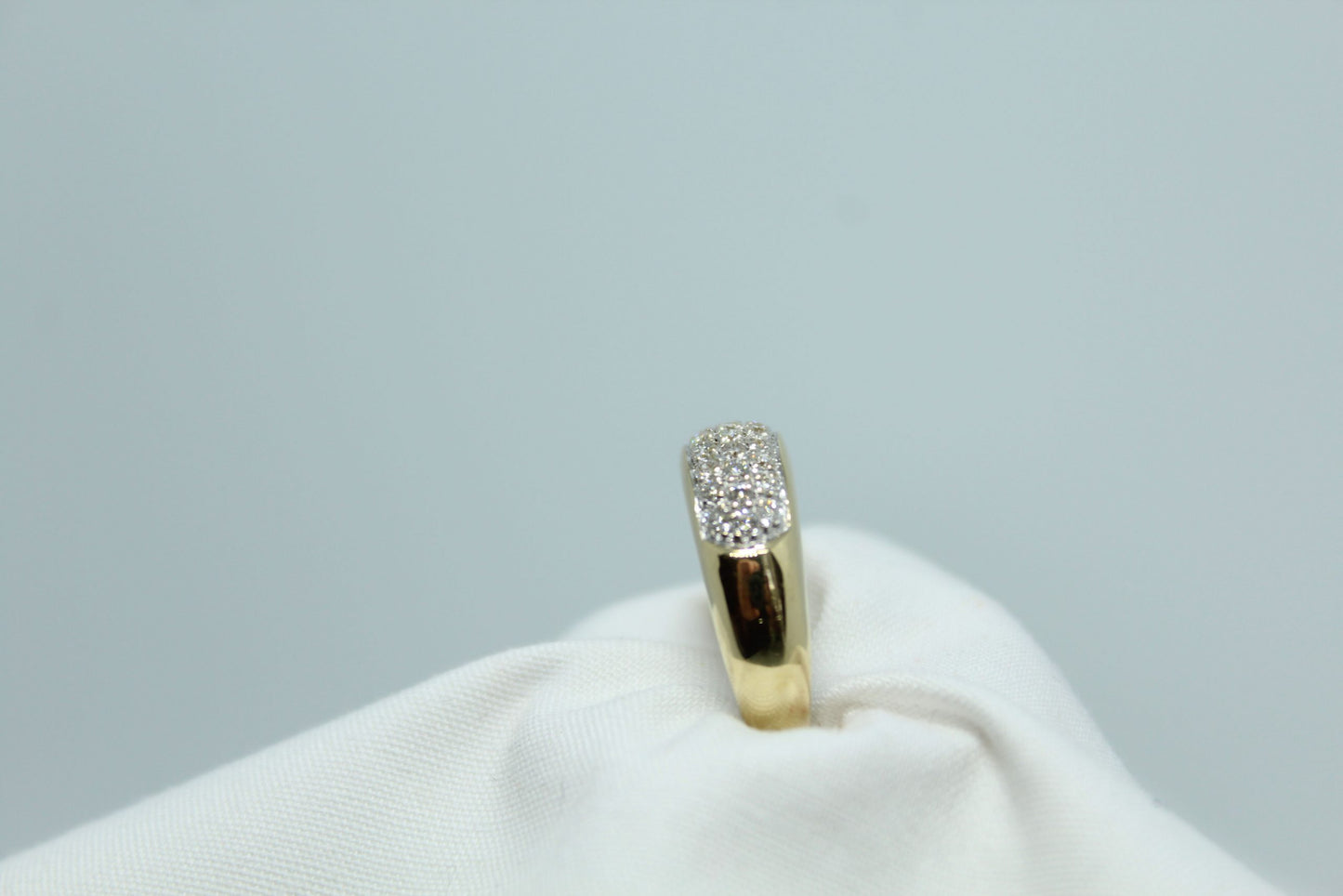 Vintage Style Pave Ladies Ring .55cttw Dia 18KYG Sz5.25