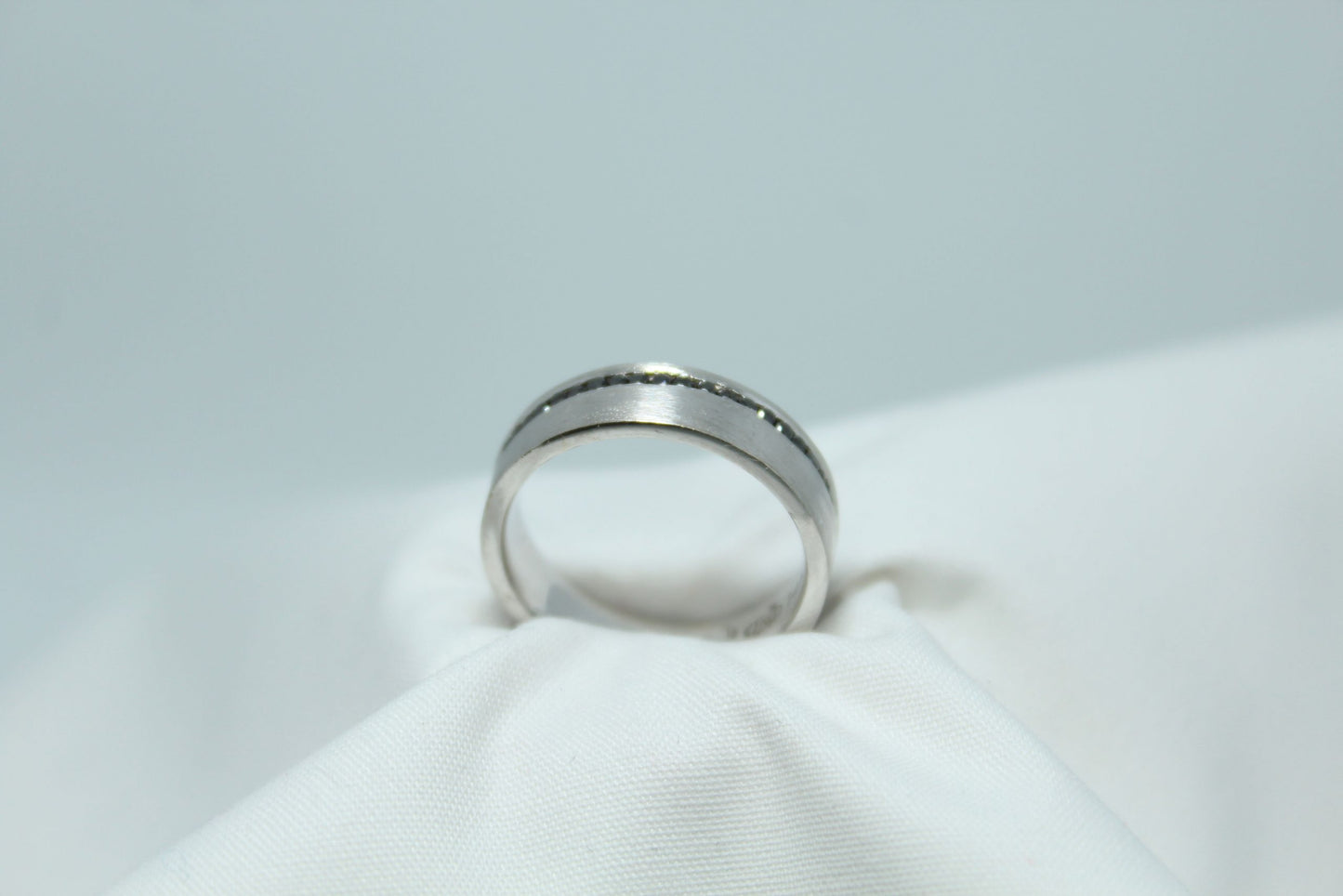 Black Dia .75cttw Custom Wed Band 6mm 14kwg 7.32g