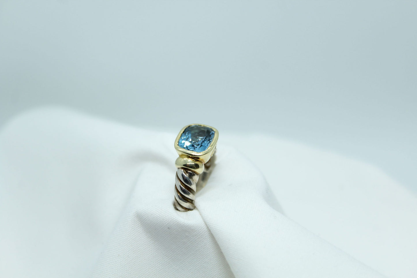 Yurman blue topaz ring, 14kyg&SS Sz6 7.9g