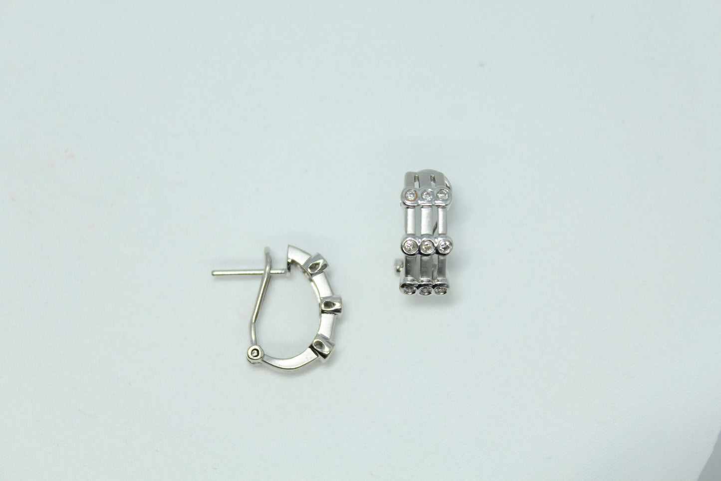 3 ROW DIA 1/2 HOOPS 14KTWG .55CTTW OMEGA BK