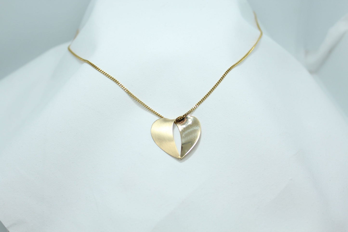 18" 14KT YG CUBAN LINK