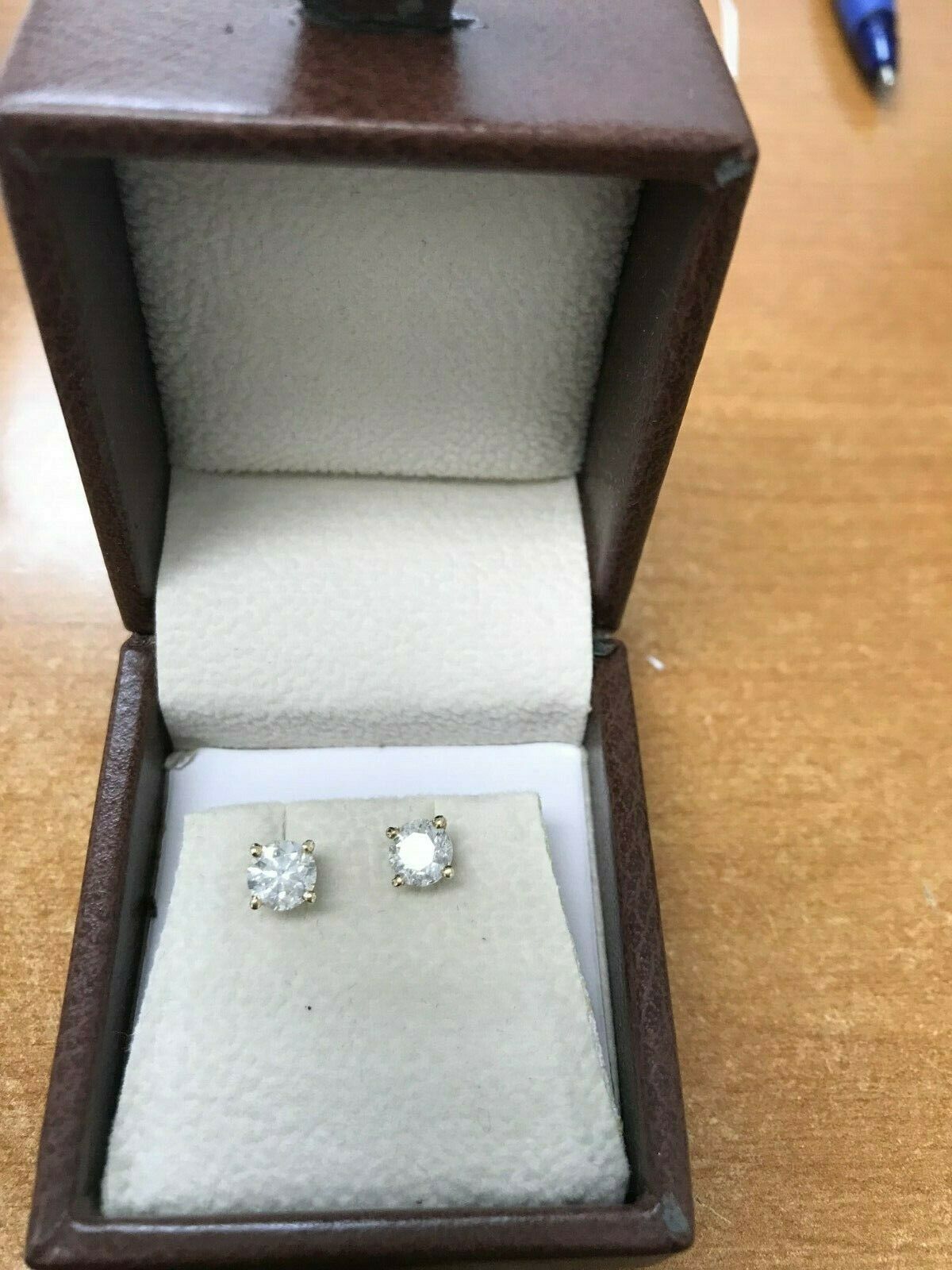 Clearance diamond studs Clearance