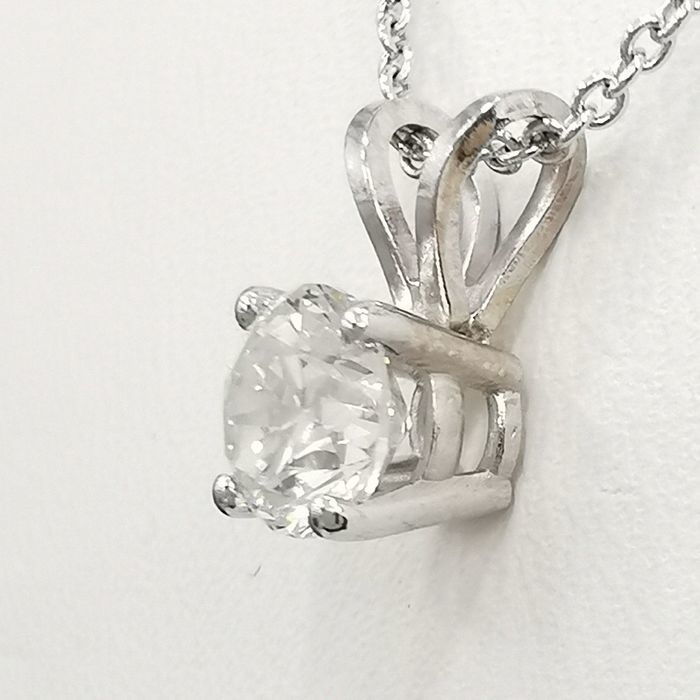 NP050DVS2WG: White Gold 14K 0.50CT D VS2